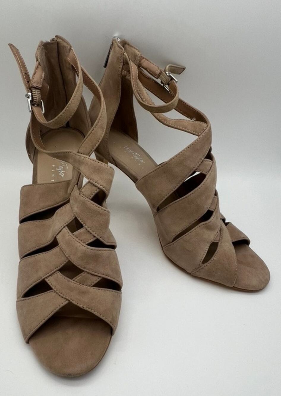 424 Fifth Lord & Taylor Gema Neutral Beige Suede‎ Strappy Dressy High Heels 10M